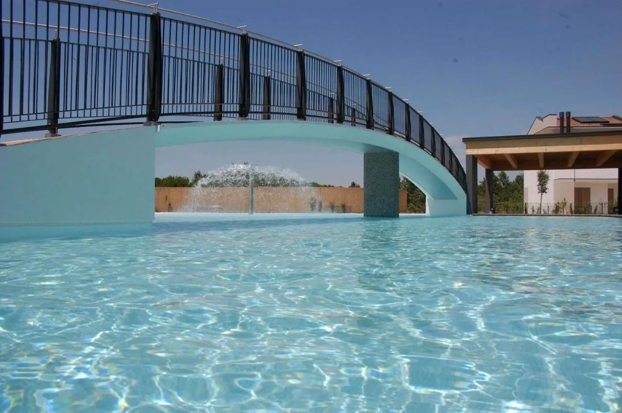 Nice Apartment For 8 Guests In A Quiet Area بيبيوني إيطاليا